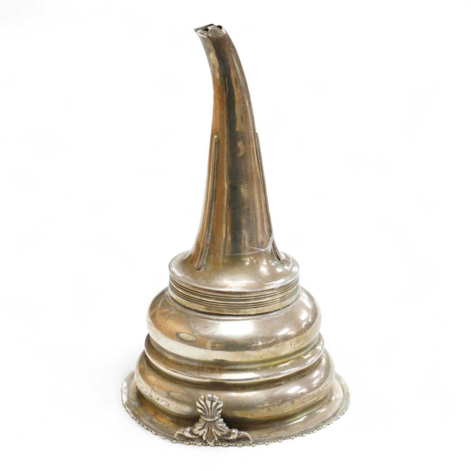 A George III silver wine funnel, with shell thumbpiece, marks rubbed, 14.5cm.